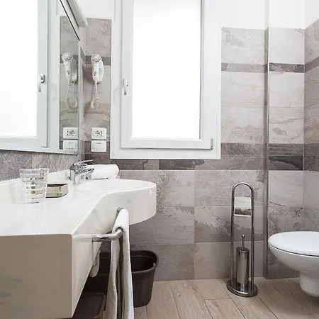 מלון דירות Jamaica מילאנו מריטימה